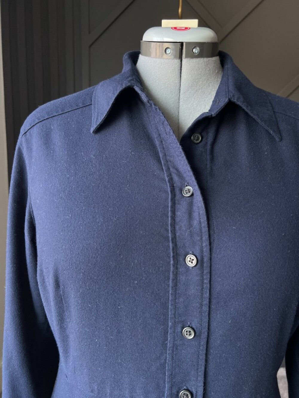 Uniqlo long-sleeve A-line shirt dress in navy - Picture 6 of 14
